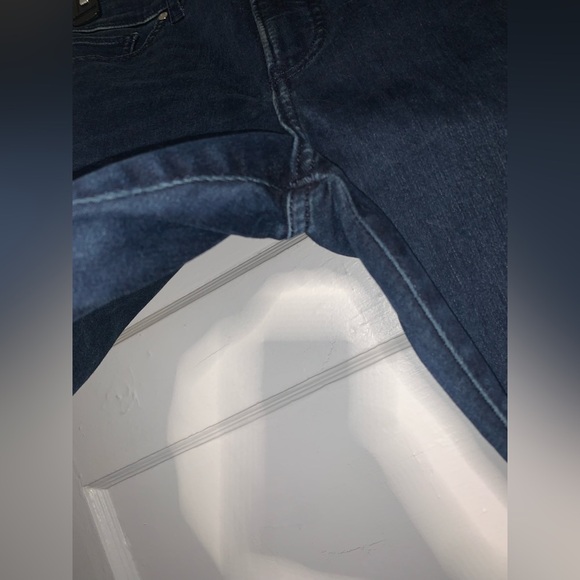 Express high waisted dark wash ripped raw hem super soft skinny jeans size 6S - Picture 7 of 11